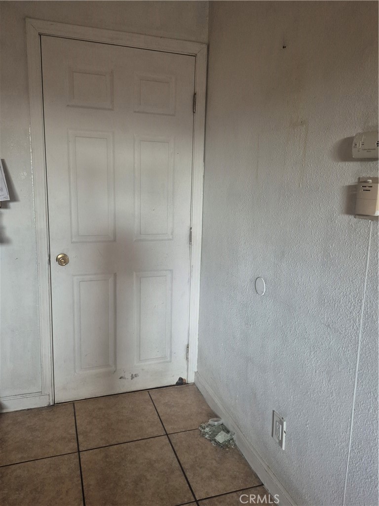1210 1212 42 Place Property Photo 13