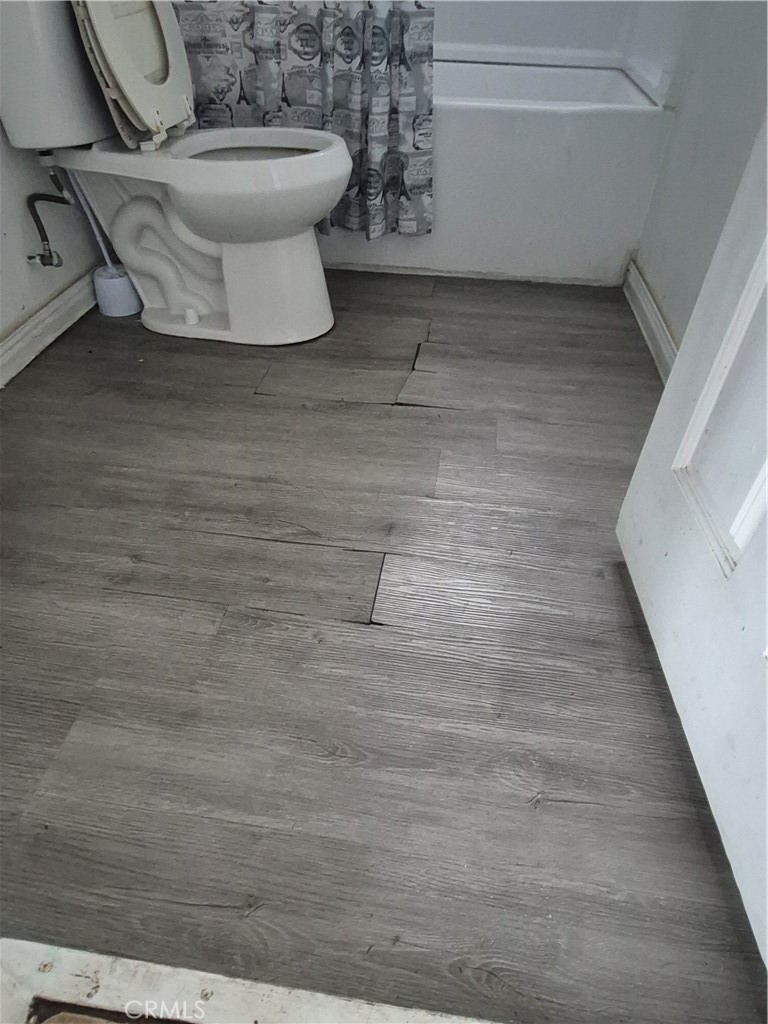 1210 1212 42 Place Property Photo 19
