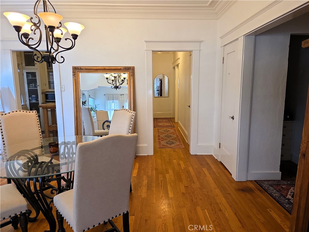 219 Redondo Avenue Property Photo 16