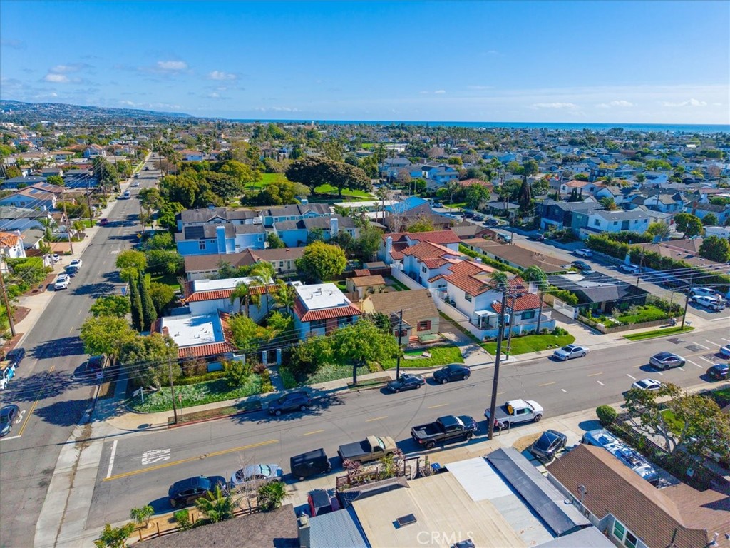 1586 Orange Property Photo 4