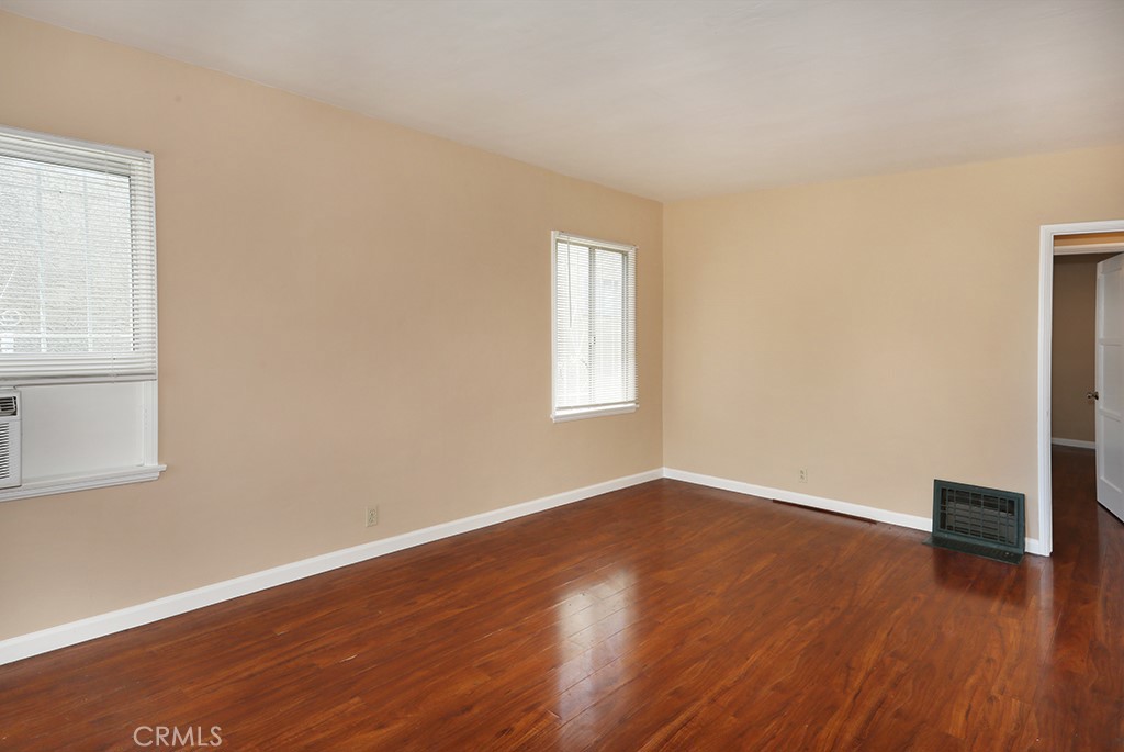 6449 Lemon Avenue Property Photo 6