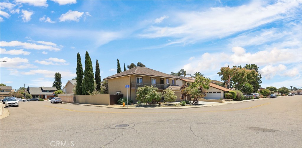 21822 Seacrest Ln Property Photo 2