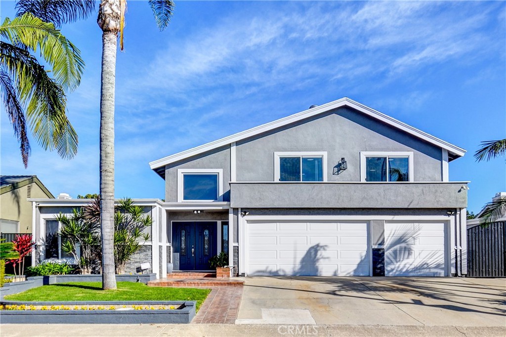 1126 Naples Property Photo 1