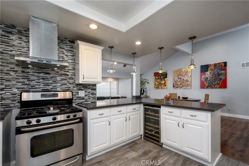 1126 Naples Property Photo 12