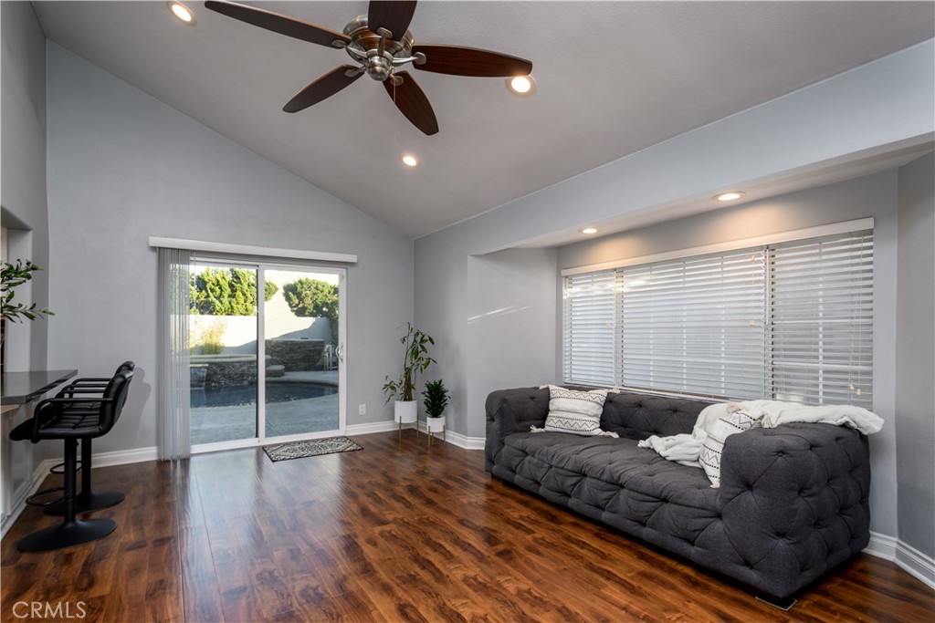 1126 Naples Property Photo 13