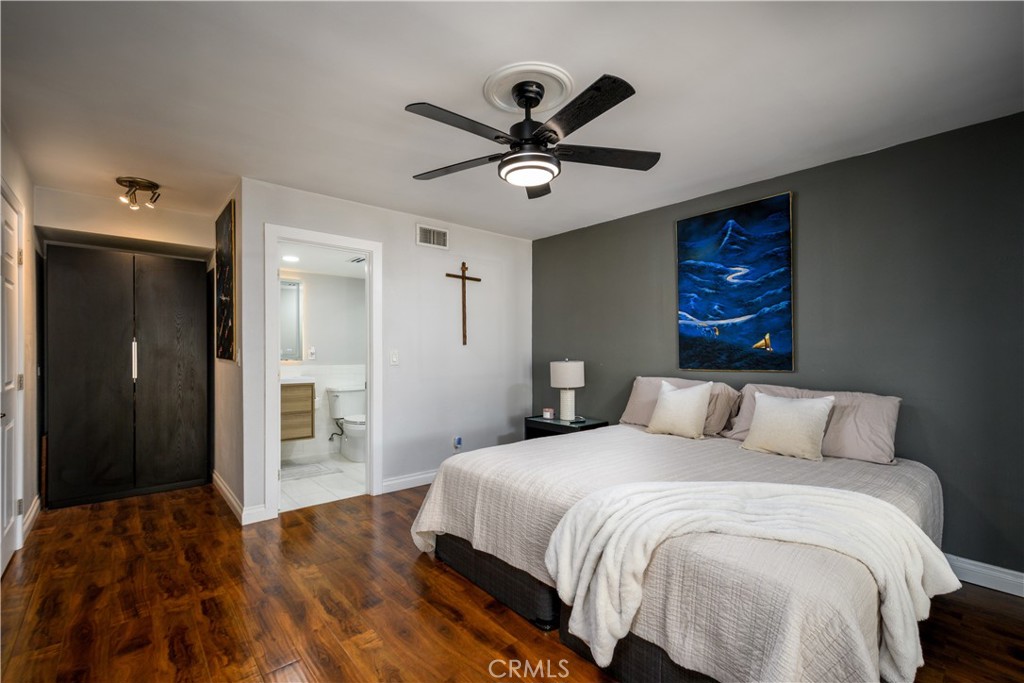 1126 Naples Property Photo 16