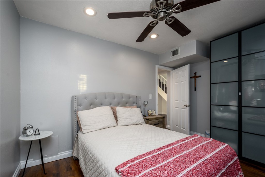 1126 Naples Property Photo 22