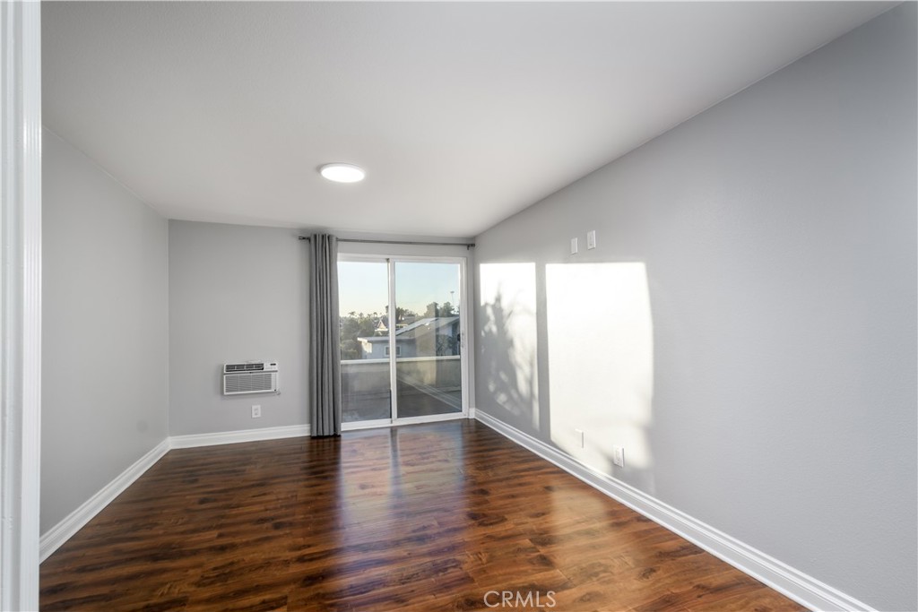 1126 Naples Property Photo 26