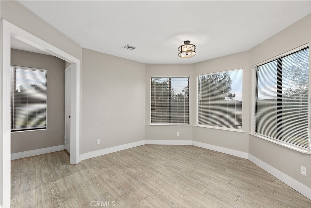 18434 Ramona View Drive Property Photo 16