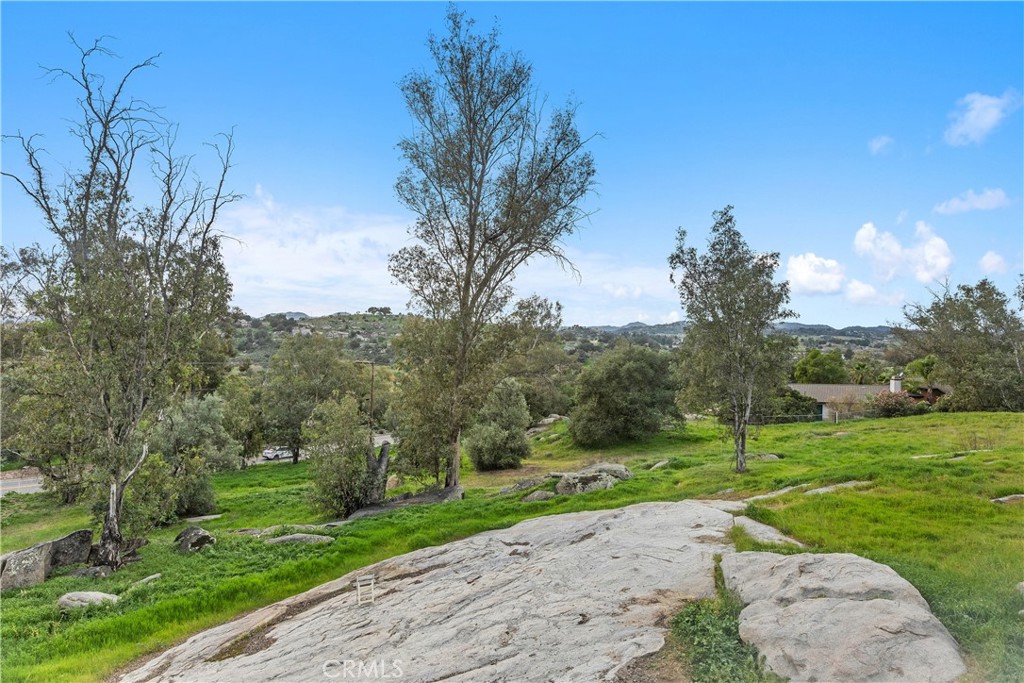 18434 Ramona View Drive Property Photo 39