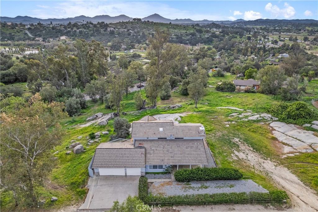 18434 Ramona View Drive Property Photo 46