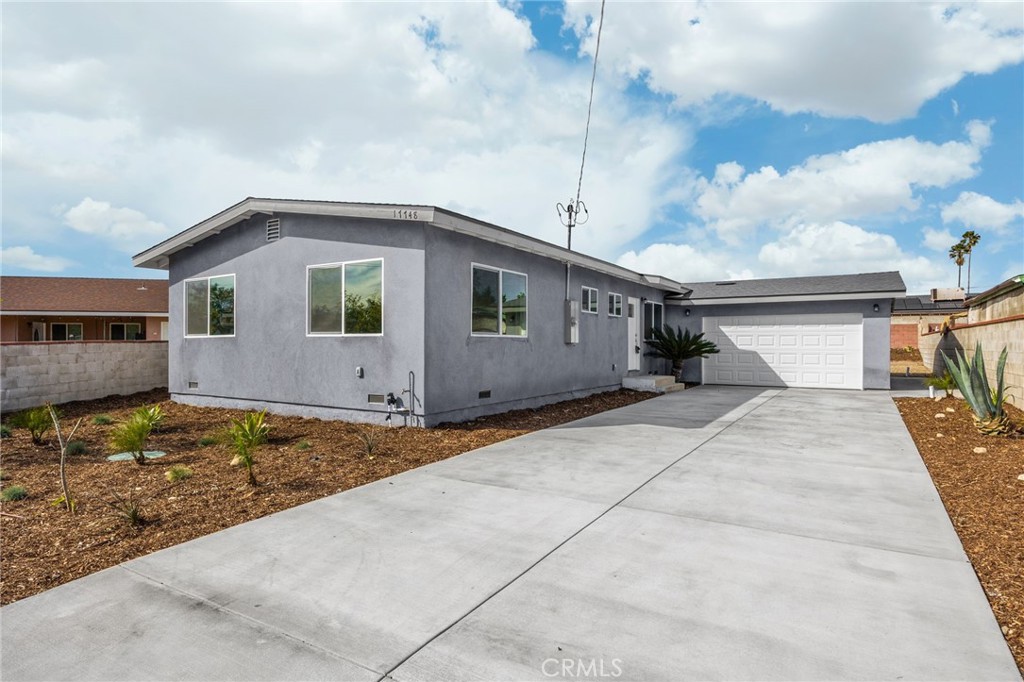 17748 Owen Street Property Photo 2
