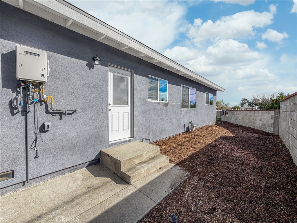 17748 Owen Street Property Photo 6