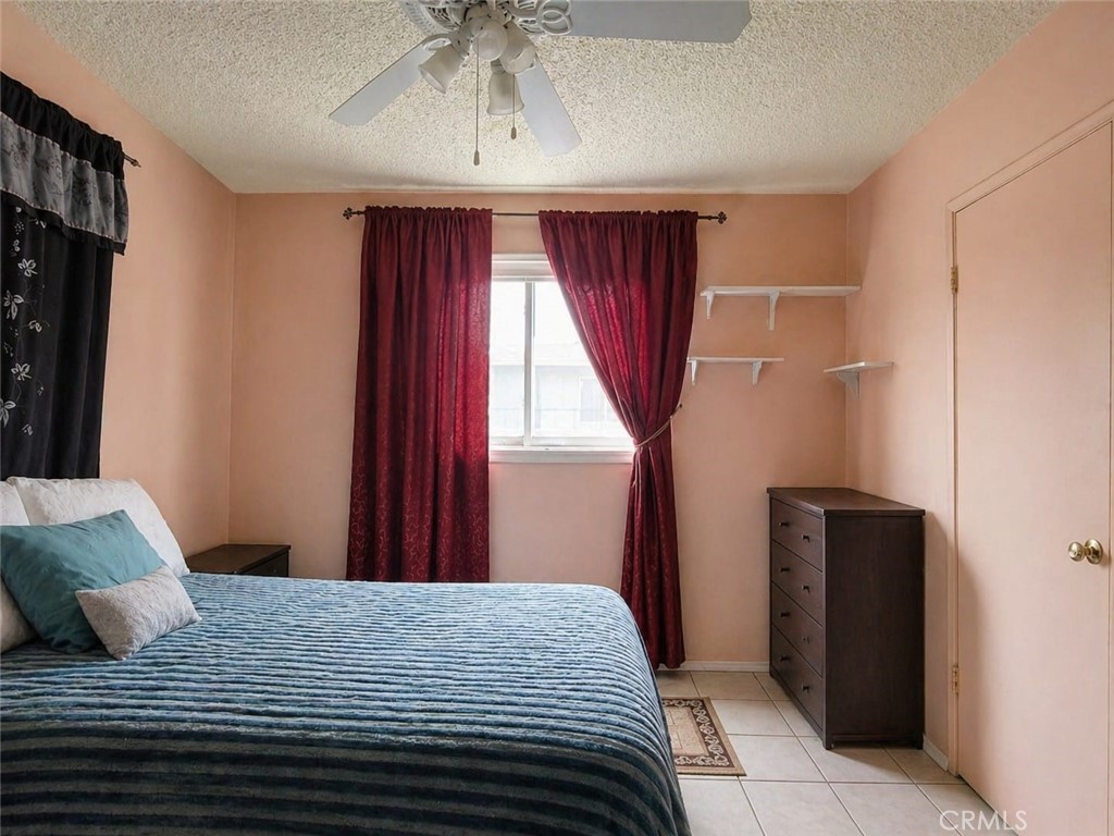 12905 Paxton Property Photo 8