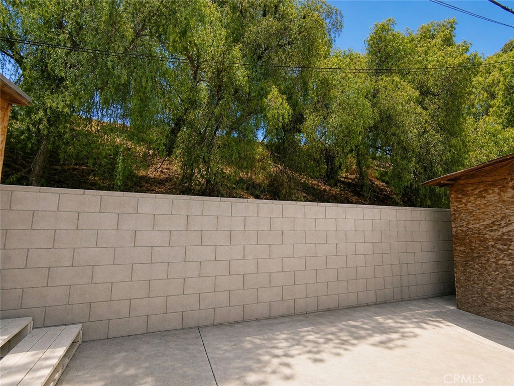 12905 Paxton Property Photo 11