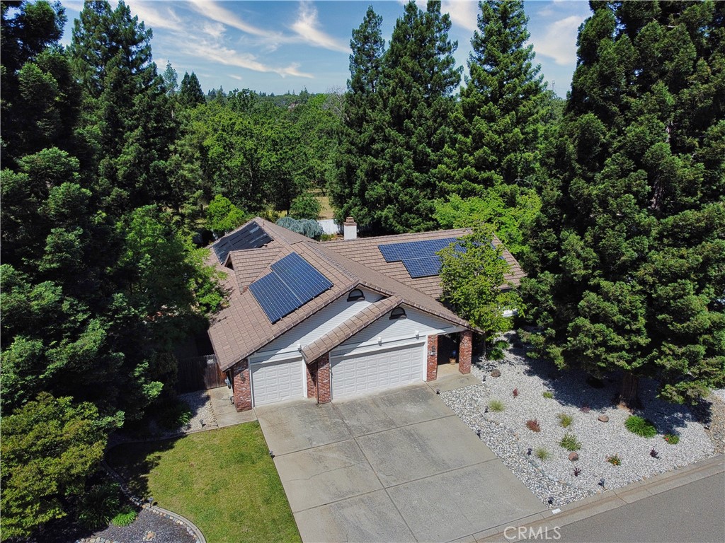 2880 Springburn Way Property Photo 3