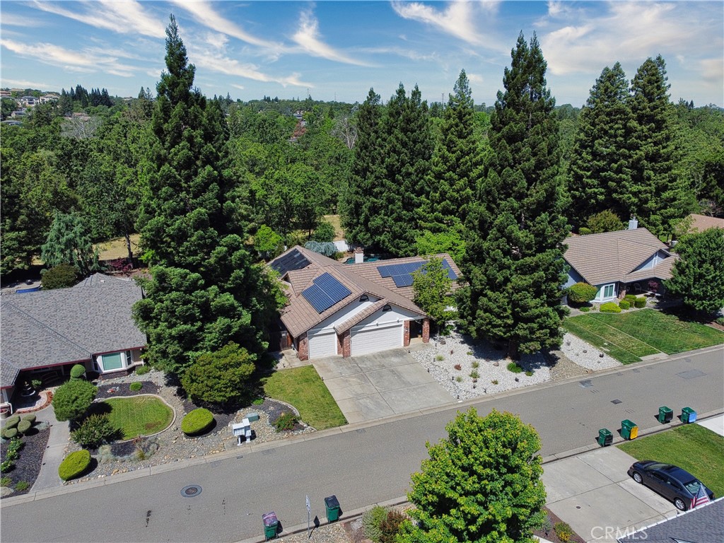 2880 Springburn Way Property Photo 4