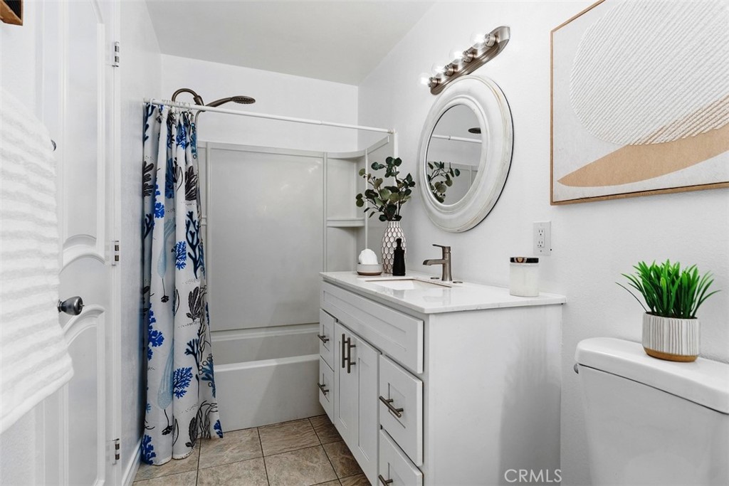 7129 Cerritos Avenue 7 Property Photo 19