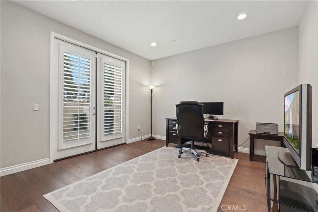 649 W Foothill Boulevard 2 Property Photo 21