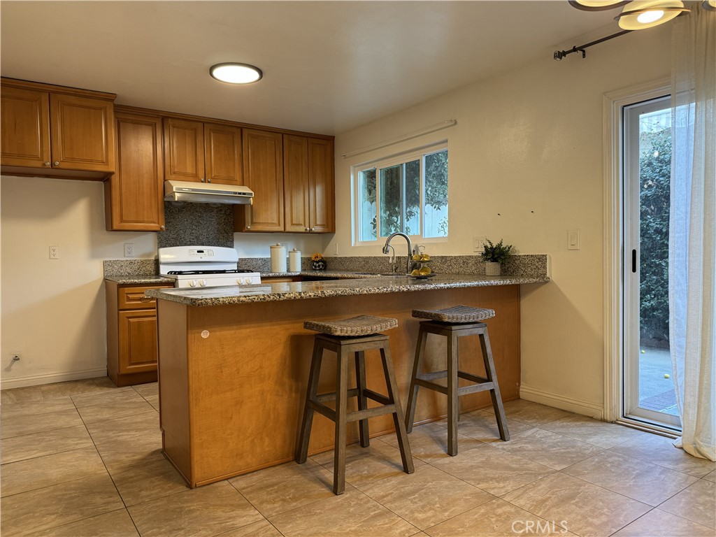 1115 E Truman Property Photo 1