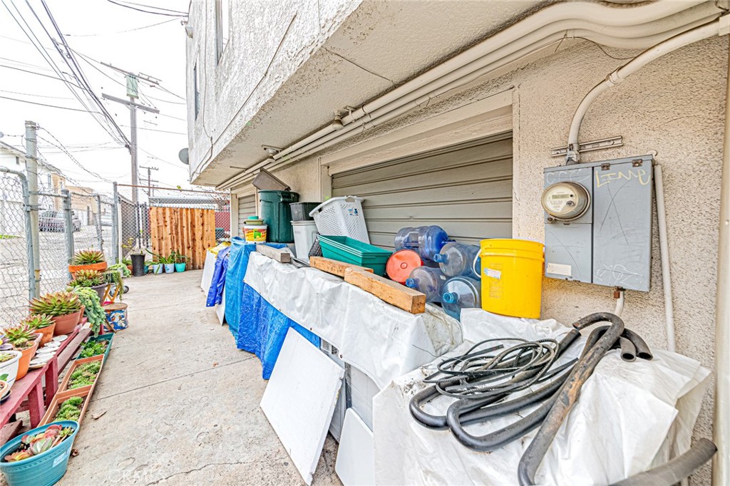 1756 Pacific Property Photo 24