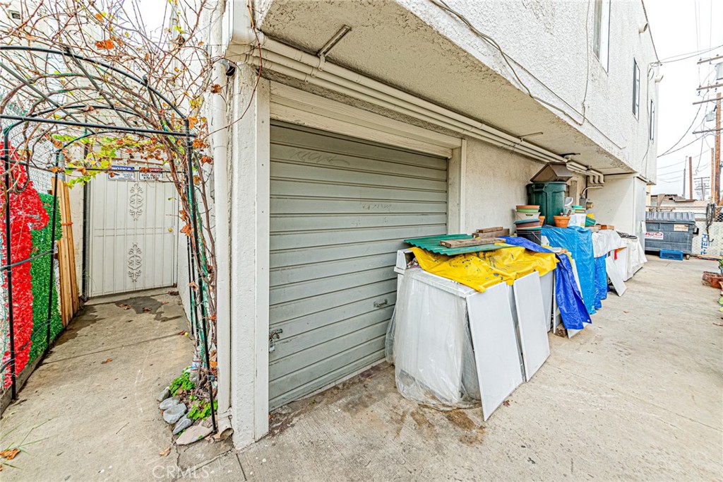 1756 Pacific Property Photo 25