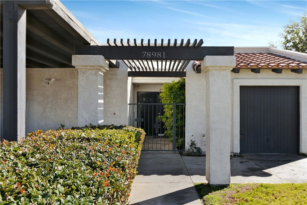 78981 Bayside Court Property Photo 6