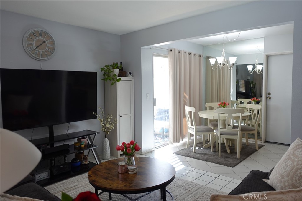 1307 Via Santiago B Property Photo 1