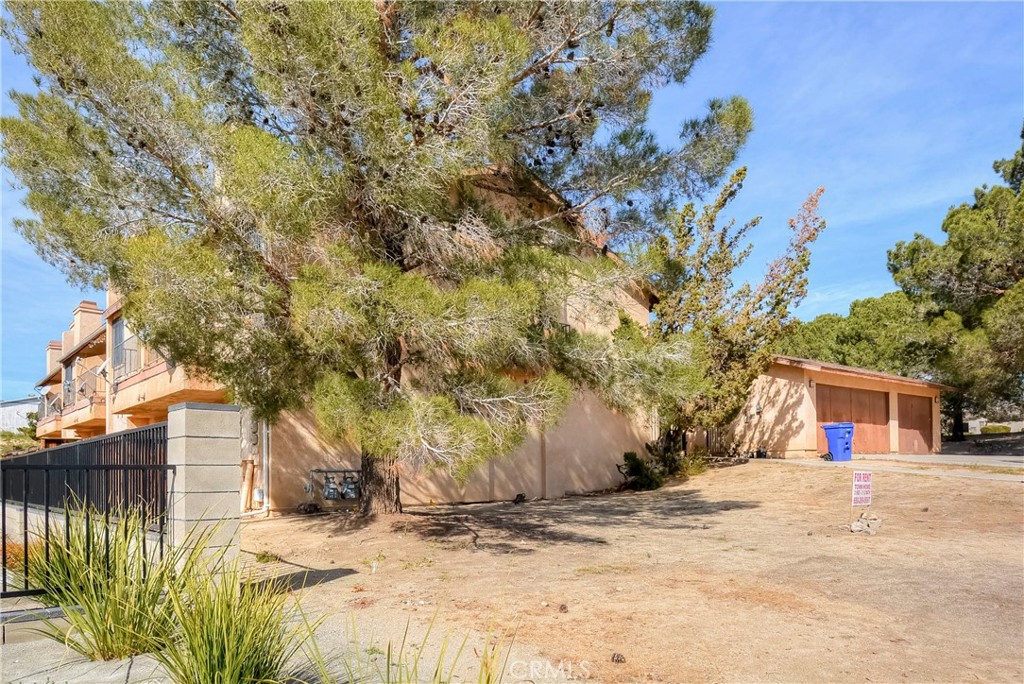 16462 Kalo Property Photo 11