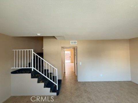 249 E Jackson Street B Property Photo 3