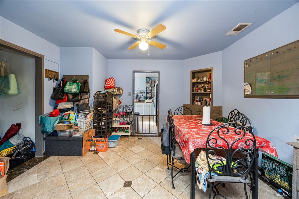 626 N Grand Property Photo 5