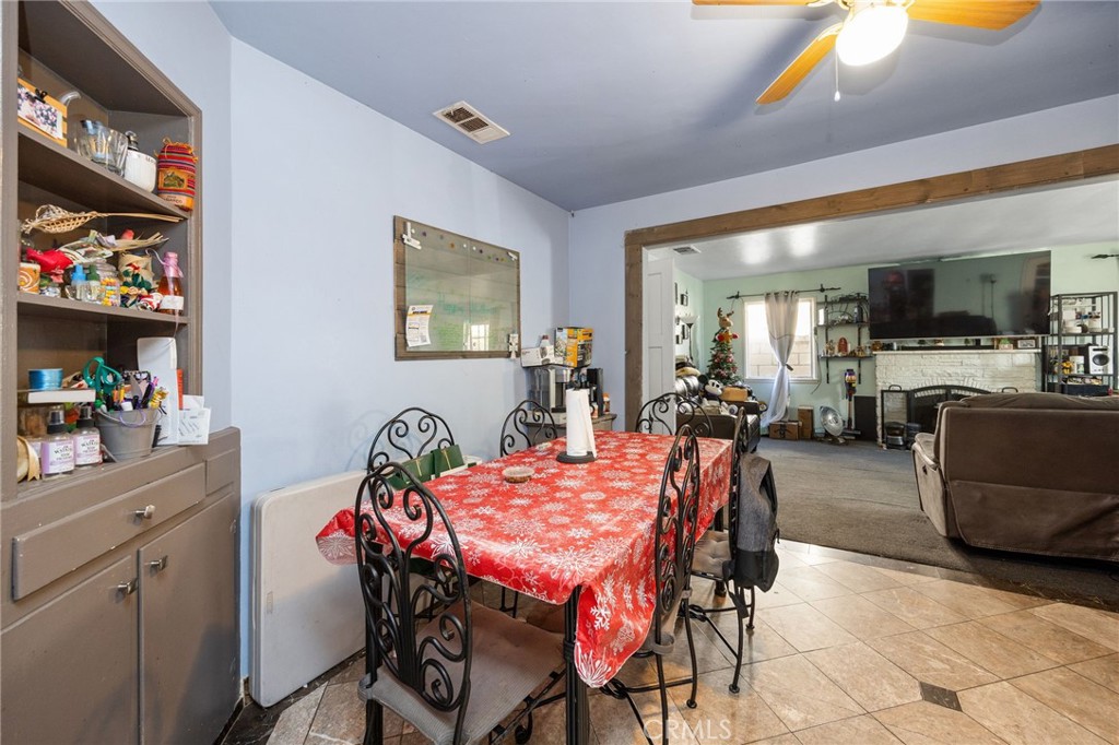 626 N Grand Property Photo 6