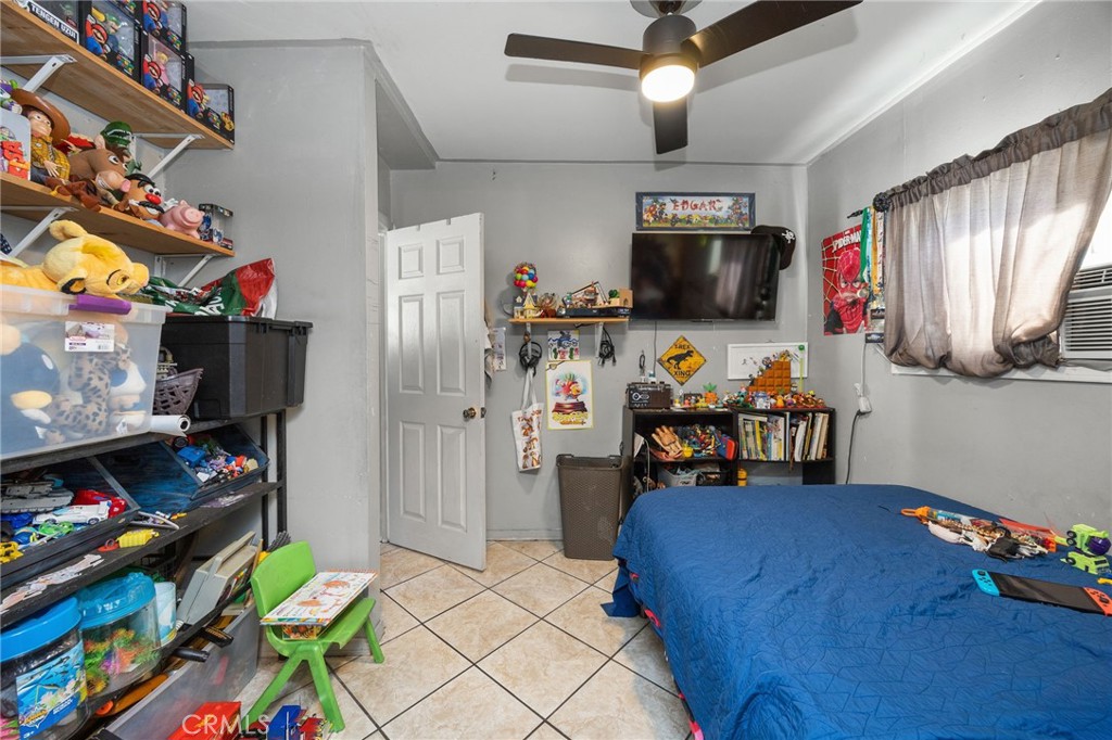 626 N Grand Property Photo 25