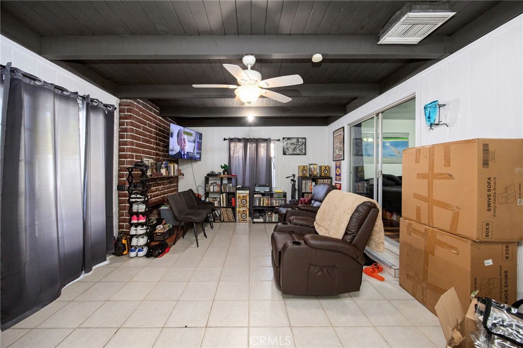 626 N Grand Property Photo 31