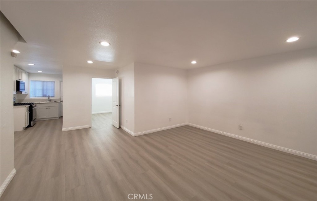 2020 W 23 Street 17 Property Photo 11