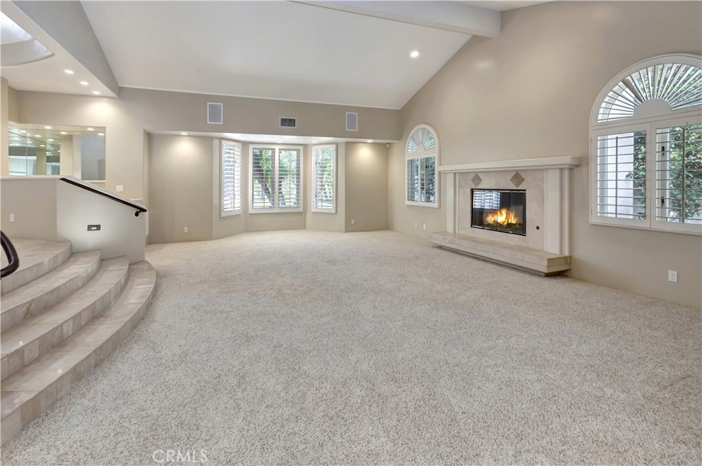 10762 Center Drive Property Photo 3