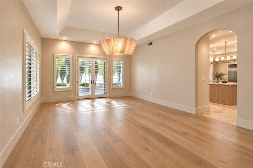 10762 Center Drive Property Photo 13