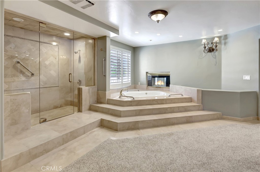 10762 Center Drive Property Photo 32