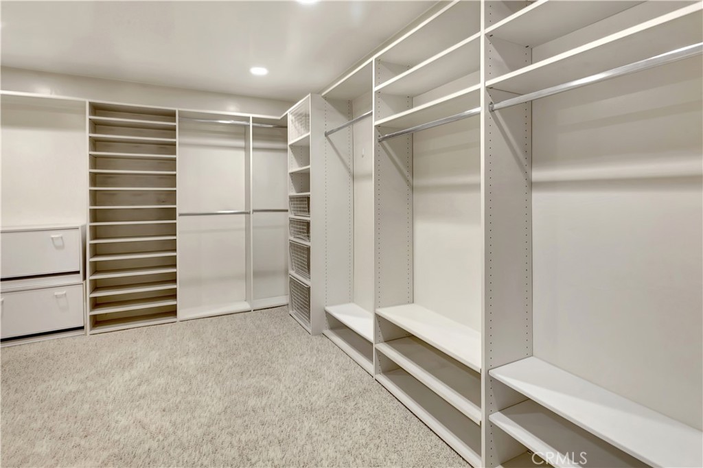10762 Center Drive Property Photo 33