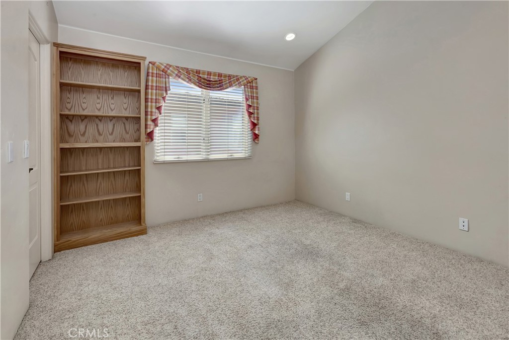 10762 Center Drive Property Photo 35