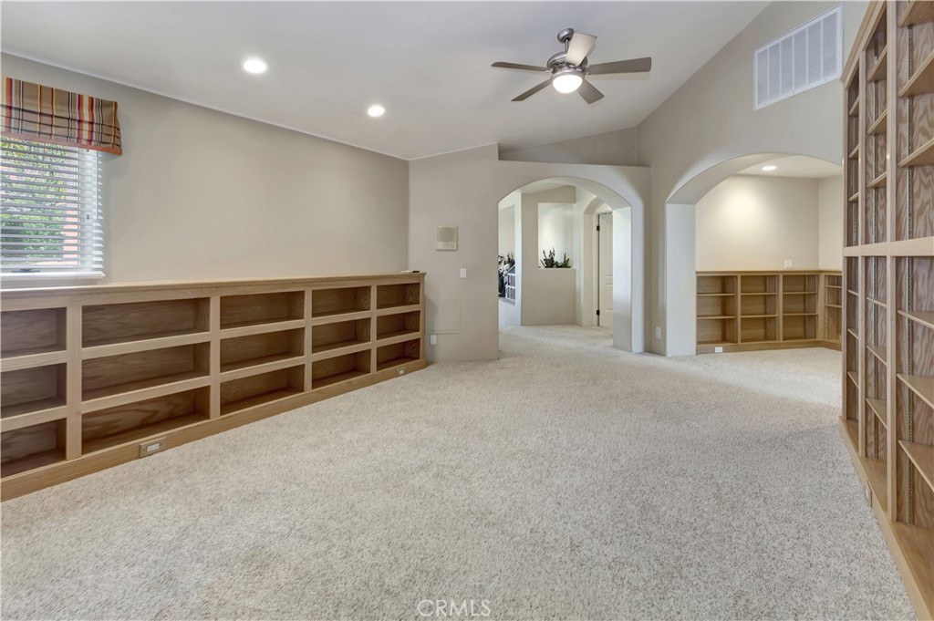 10762 Center Drive Property Photo 38