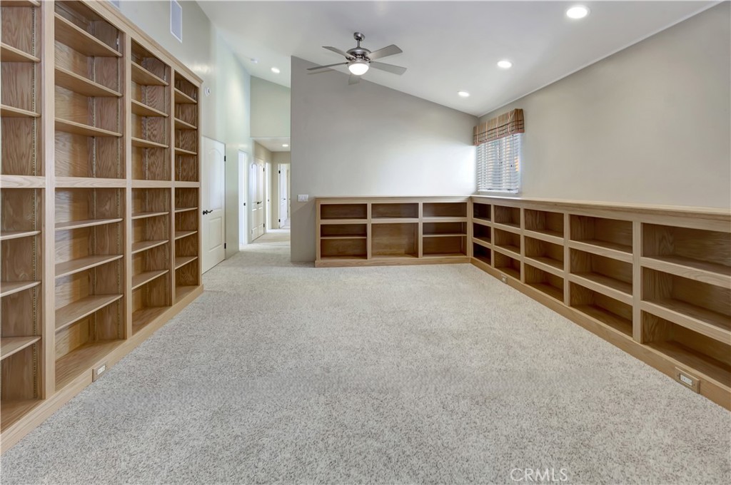 10762 Center Drive Property Photo 39