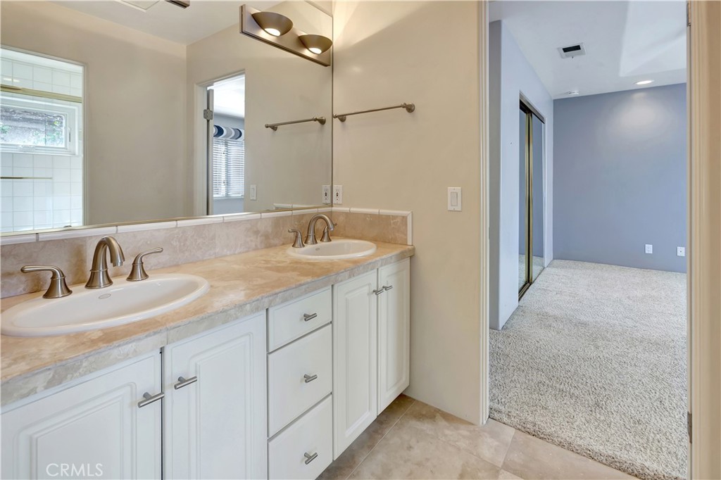 10762 Center Drive Property Photo 42