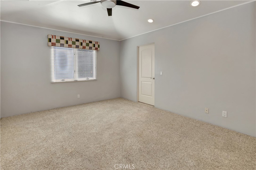 10762 Center Drive Property Photo 43