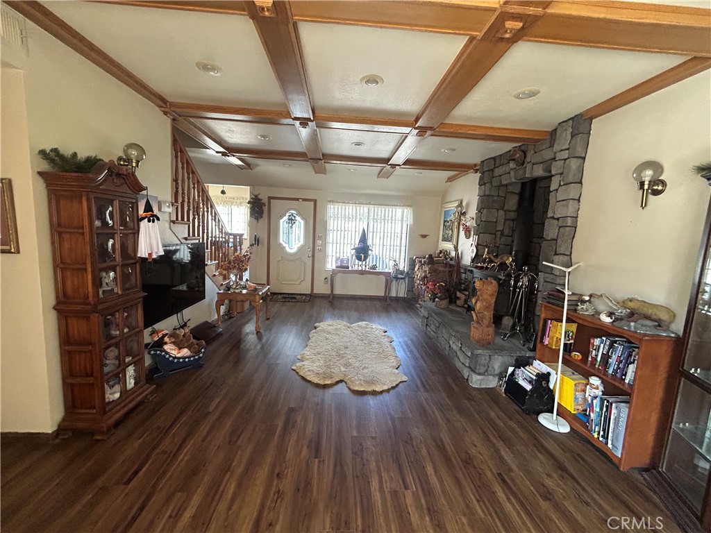 833 Talmadge Property Photo 22