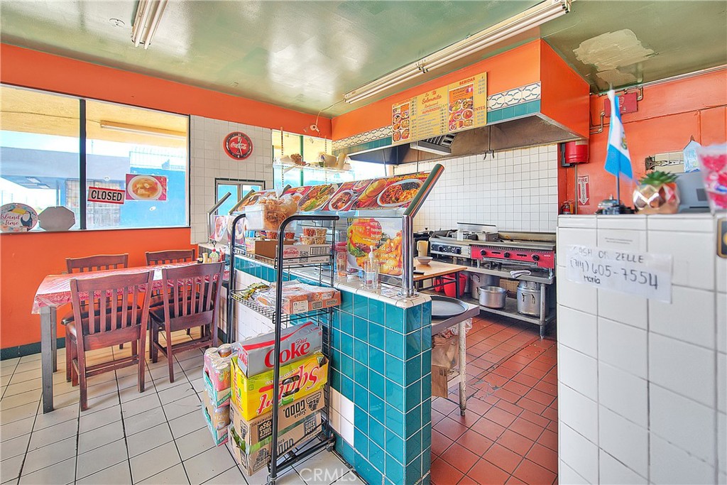 1610 S Standard Avenue Property Photo 13