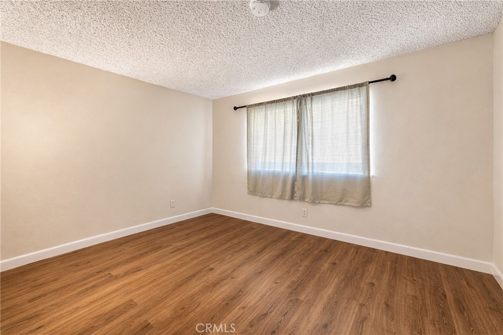 2171 Pomona Property Photo 6