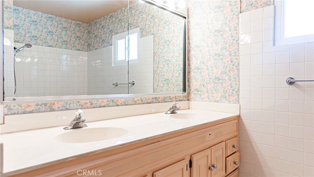 5449 E Fairbrook Property Photo 16