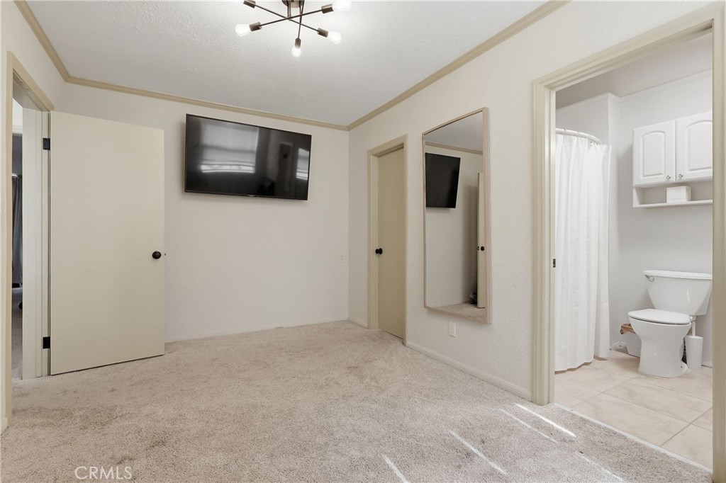 1540 E Wardlow Property Photo 14