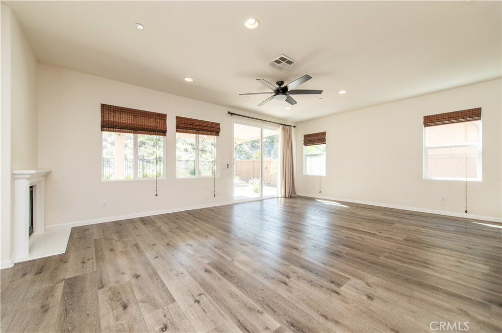 1735 Avenida Regina Property Photo 9